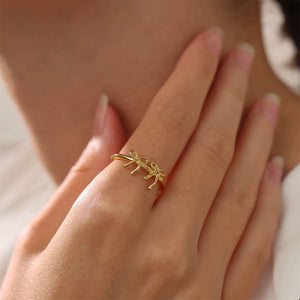 Double Bow Ring